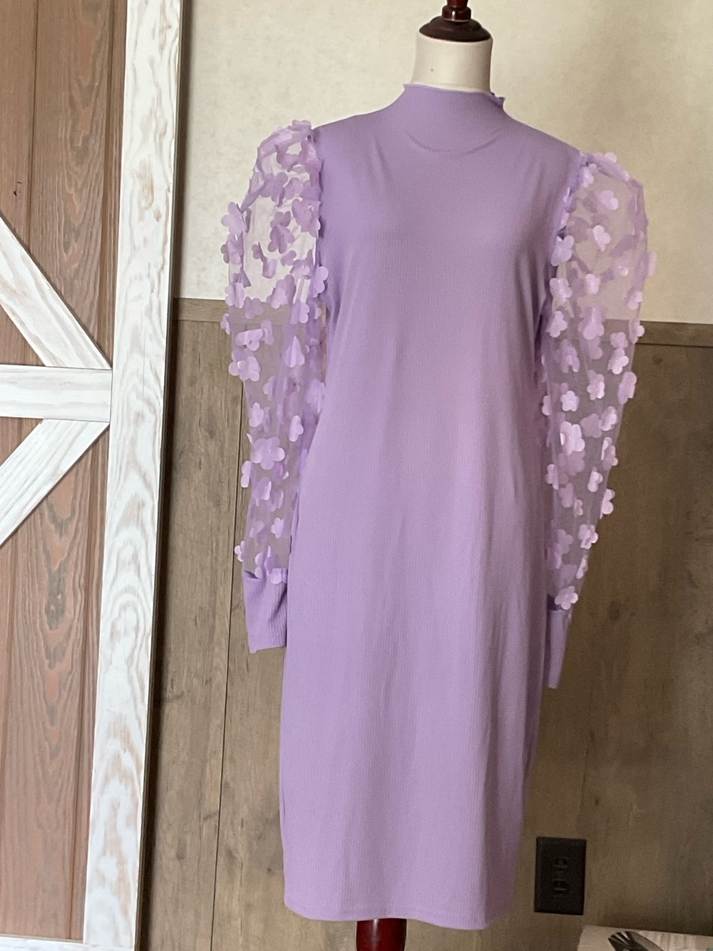 SHEIN Lilac Long-Sleeve Midi Dress with Sheer Floral Puff Sleeves**Fits Like 1X - Picture 4 of 11